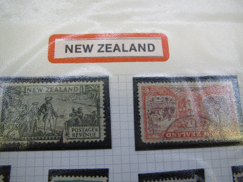 Appraisal: A box of albums of stamps and loose stamps