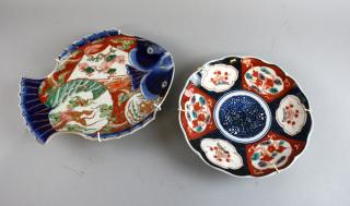 Appraisal: th century Japanese Imari plate in the form of a