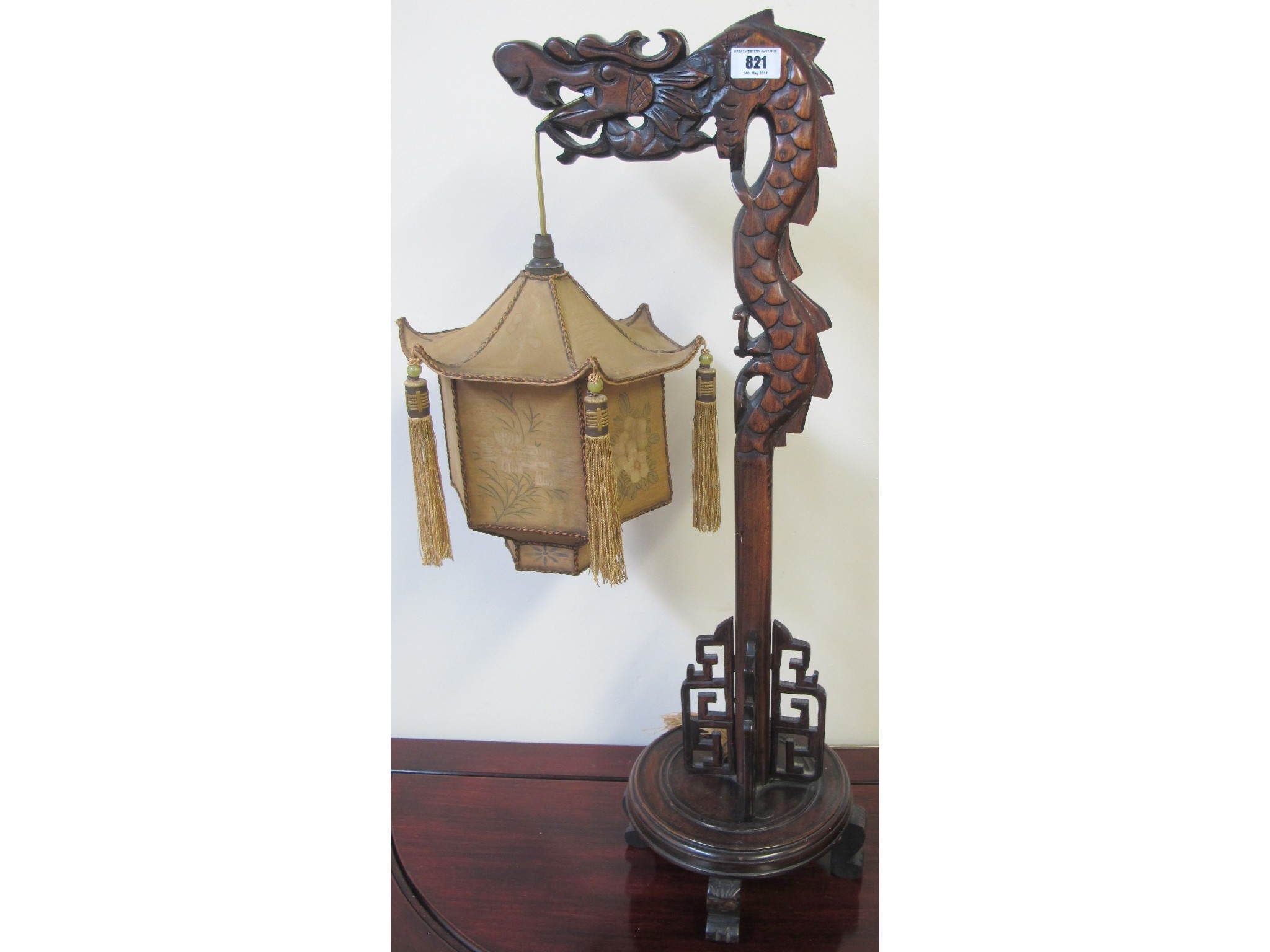 Appraisal: A Chinese carved dragon table lamp