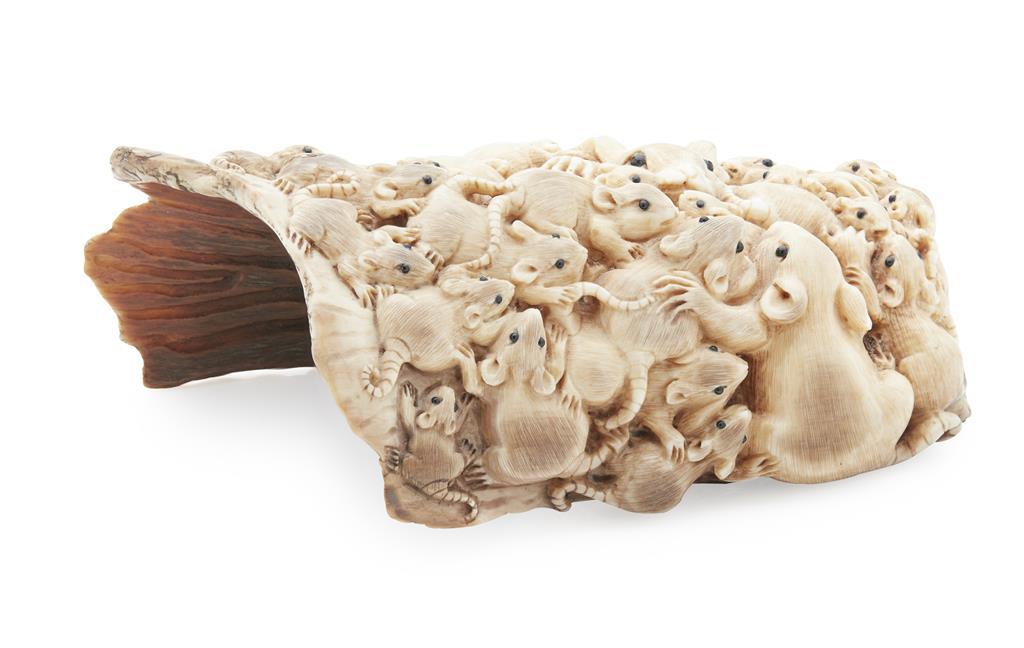 Appraisal: YIVORY OKIMONO OF MICE MEIJI PERIOD realistically carved as a