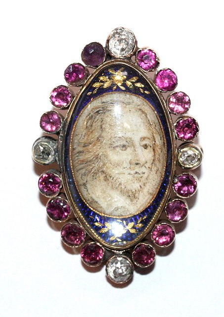 Appraisal: A GEORGIAN MARQUISE SHAPED GARNET AND PASTE SET BROOCH with