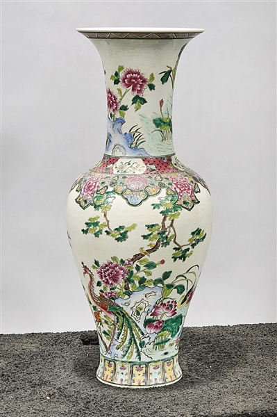 Appraisal: Tall Chinese famille verte porcelain vase phoenix and flower motif