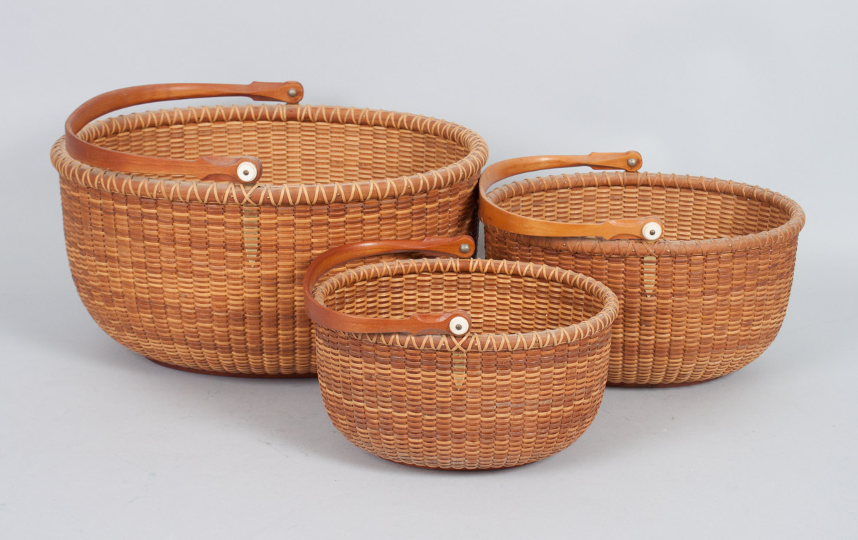 Appraisal: Nest of three Nantucket baskets made by Aynsley Rockwood woven