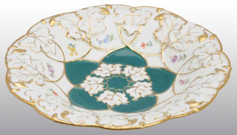 Appraisal: Crossed Swords Meissen Bowl with Flowers Description No damage or