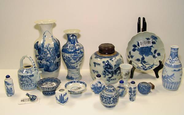 Appraisal: Seventeen Asian glazed porcelains Including a th century Chinese blue