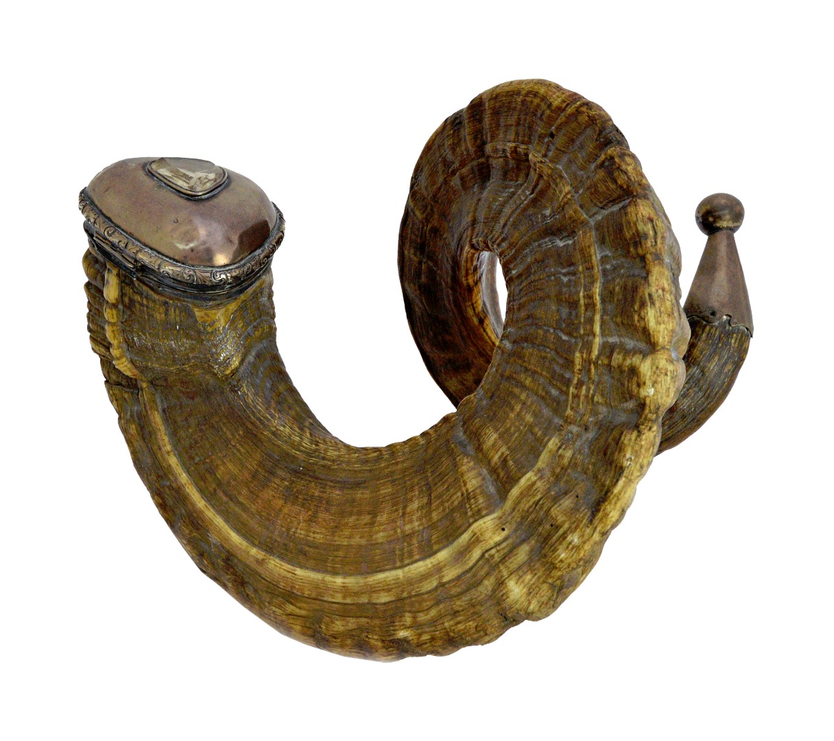 Appraisal: A rams horn table snuff mull the hinged cover mounted