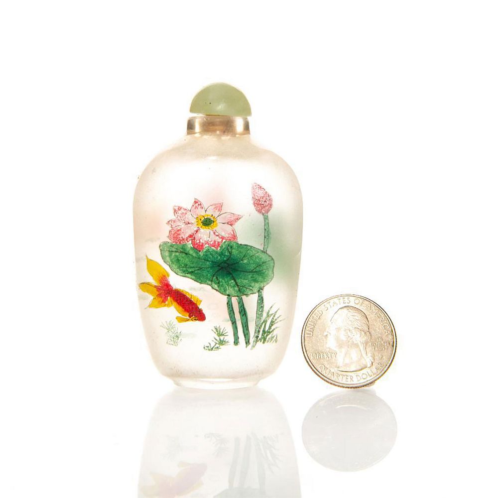 Appraisal: ANTIQUE CHINESE GLASS SNUFF BOTTLE Inside hand painted gold fish