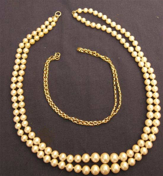 Appraisal: Double string of pearls with ct gold clasp total length