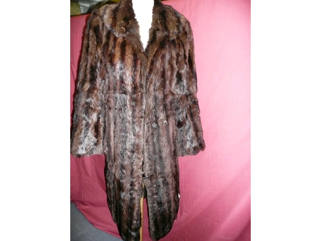 Appraisal: A dark brown vintage fur coat - some wear