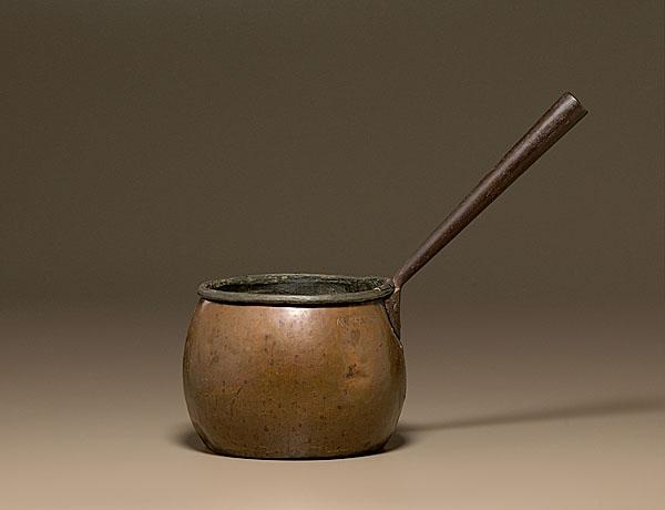 Appraisal: COPPER SAUCE PAN Possibly Pennsylvania th century a copper sauce