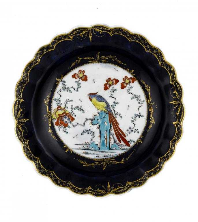 Appraisal: A WORCESTER SIR JOSHUA REYNOLDS PATTERN PLATE painted in brilliant