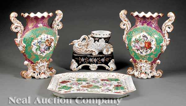 Appraisal: A Pair of Paris Porcelain Garniture Vases mid- th c