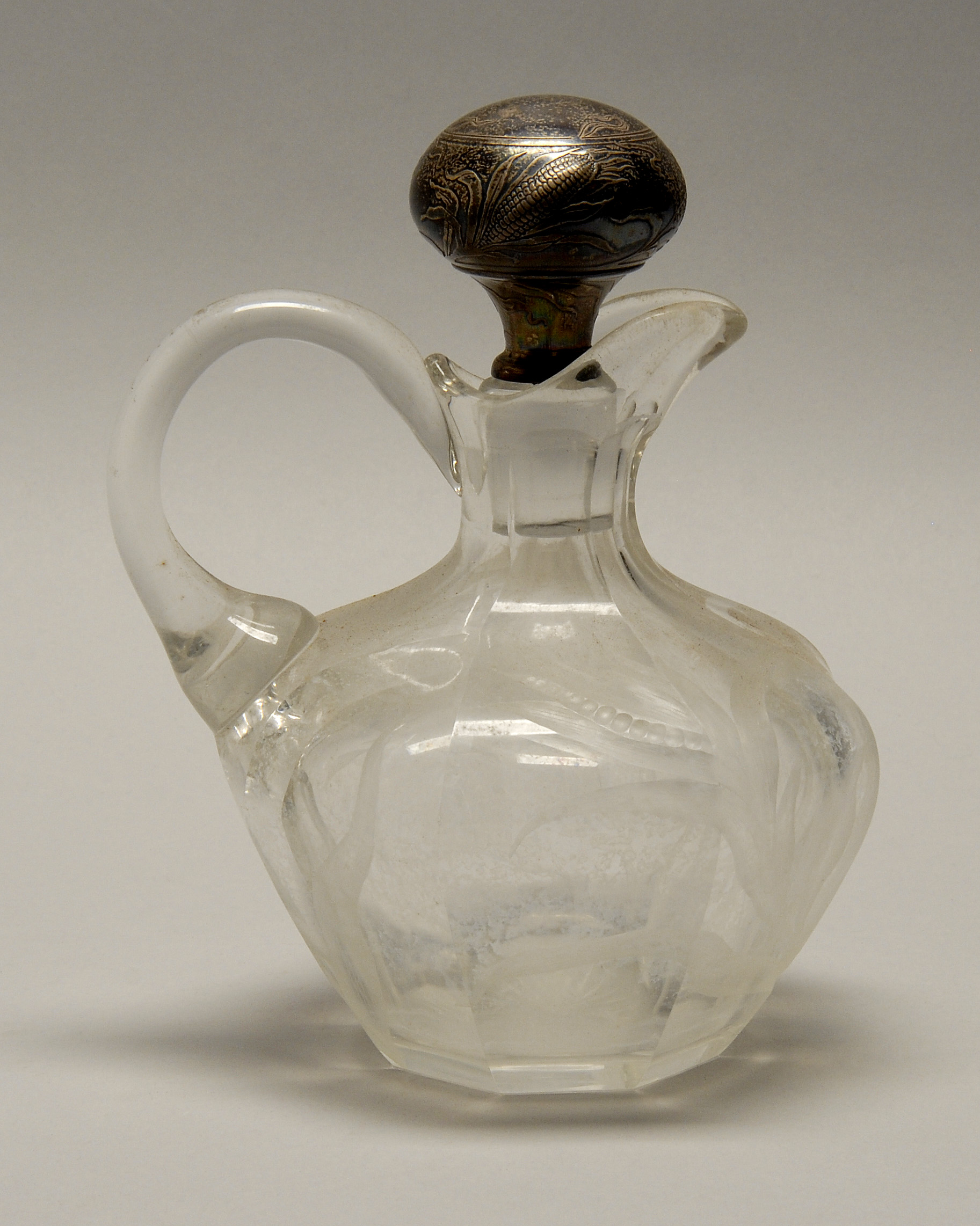 Appraisal: COLORLESS CUT GLASS BOURBON JUG Late th Early th CenturySquat