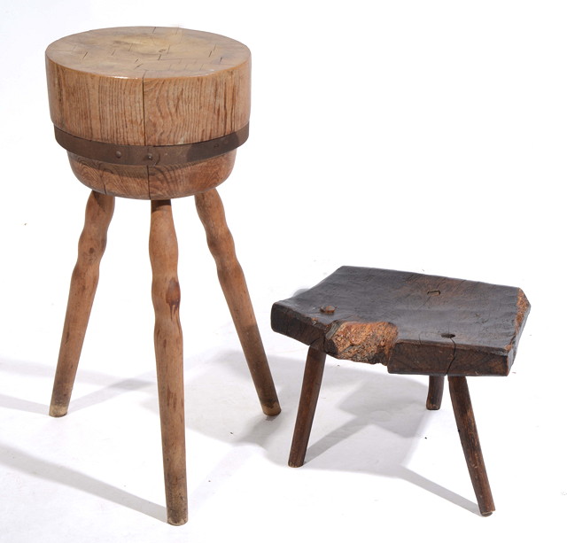 Appraisal: AN OLD CIRCULAR BUTCHERS BLOCK on three splay legs cm