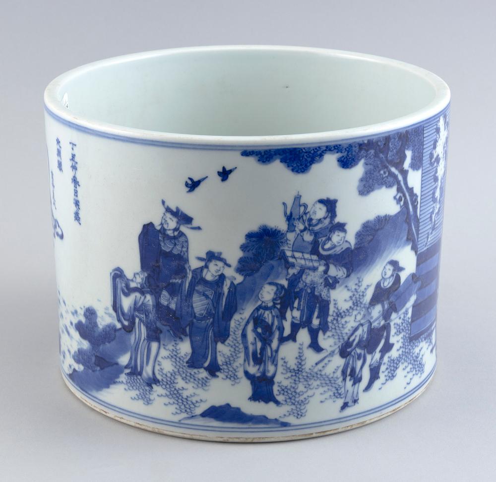 Appraisal: CHINESE BLUE AND WHITE PORCELAIN BRUSH POT TH CENTURY HEIGHT