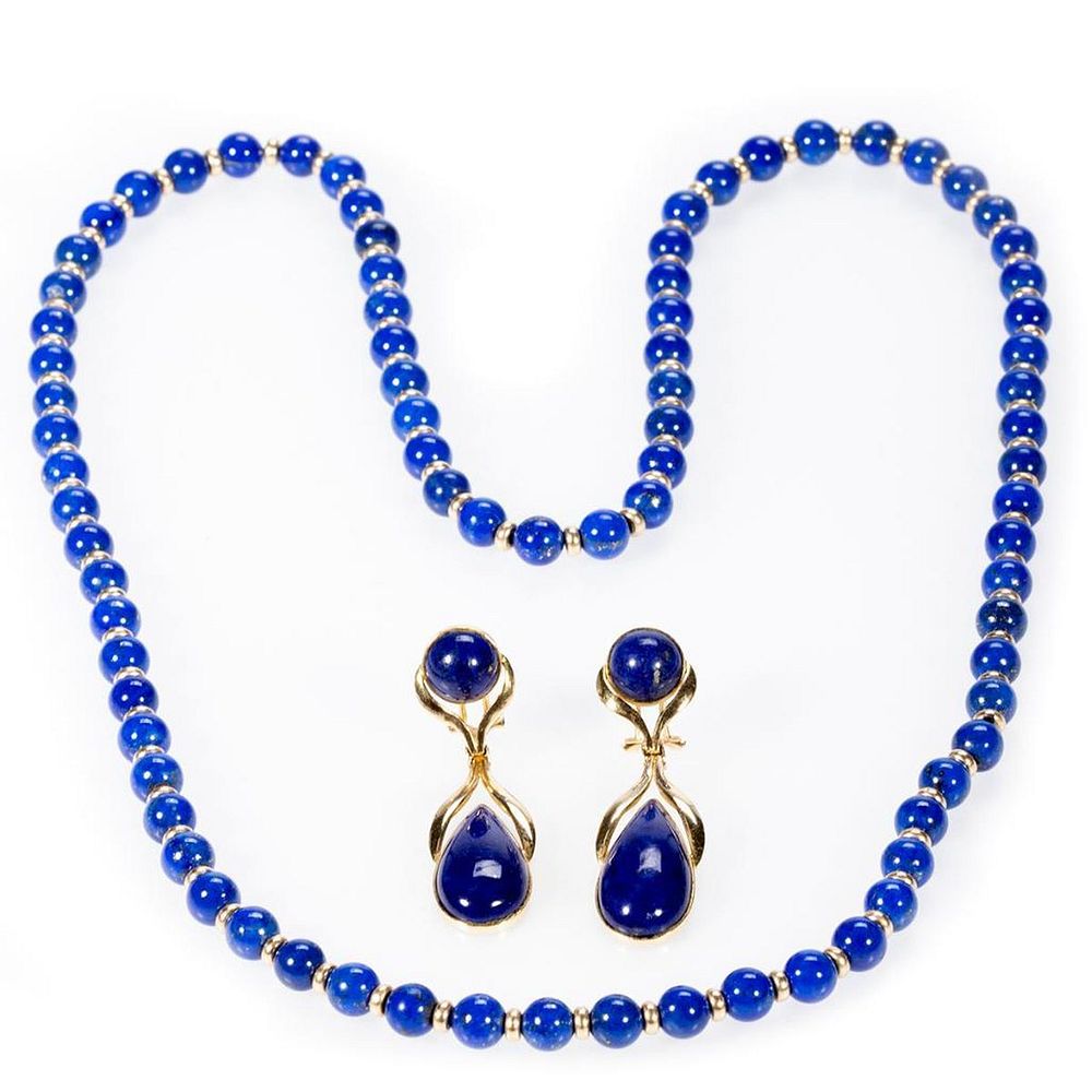 Appraisal: Lapis lazuli and k gold jewelry comprising a pair of