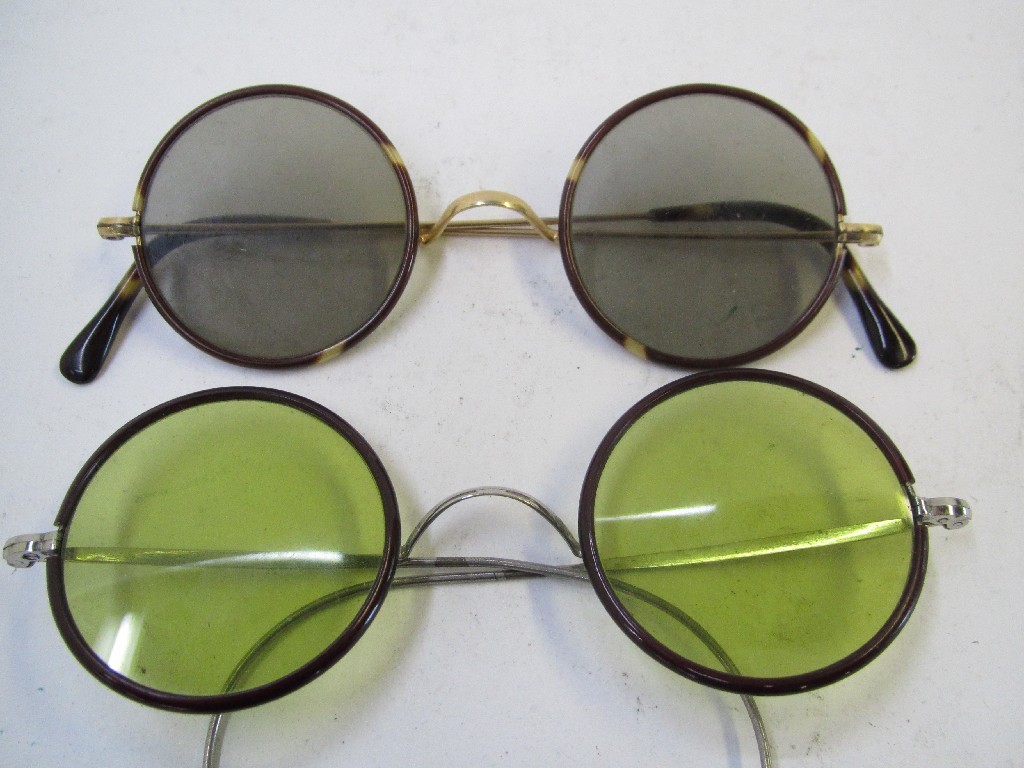 Appraisal: A lot comprising two pairs of spectacles