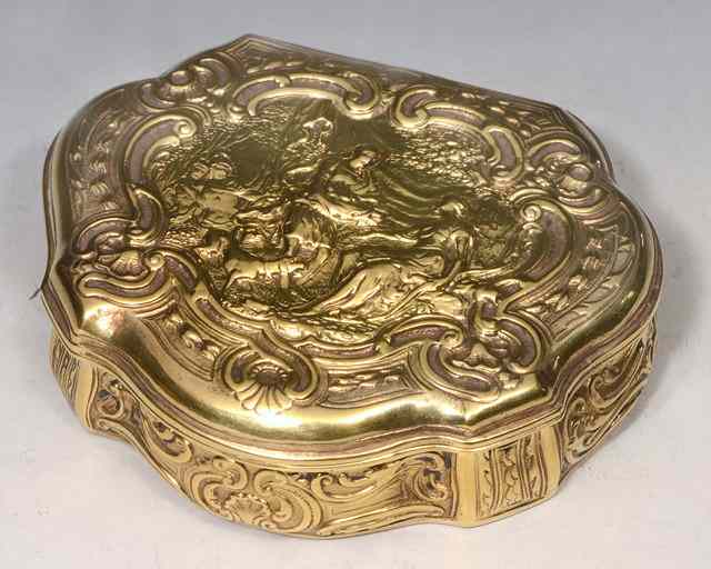 Appraisal: A FRENCH SILVER GILT SNUFF BOX serpentine shaped with a