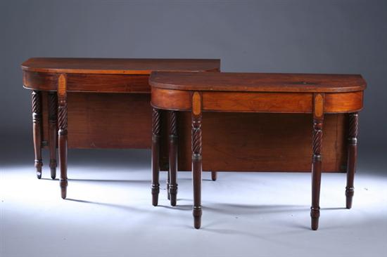 Appraisal: AMERICAN LATE FEDERAL MAHOGANY DINING TABLE th century New England