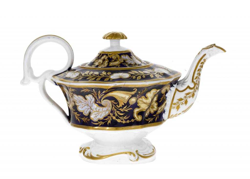 Appraisal: A SAMUEL ALCOCK COBALT GROUND TEAPOT AND COVER of widely