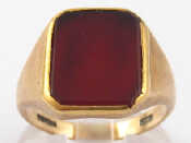 Appraisal: A carat gold signet ring gms size R