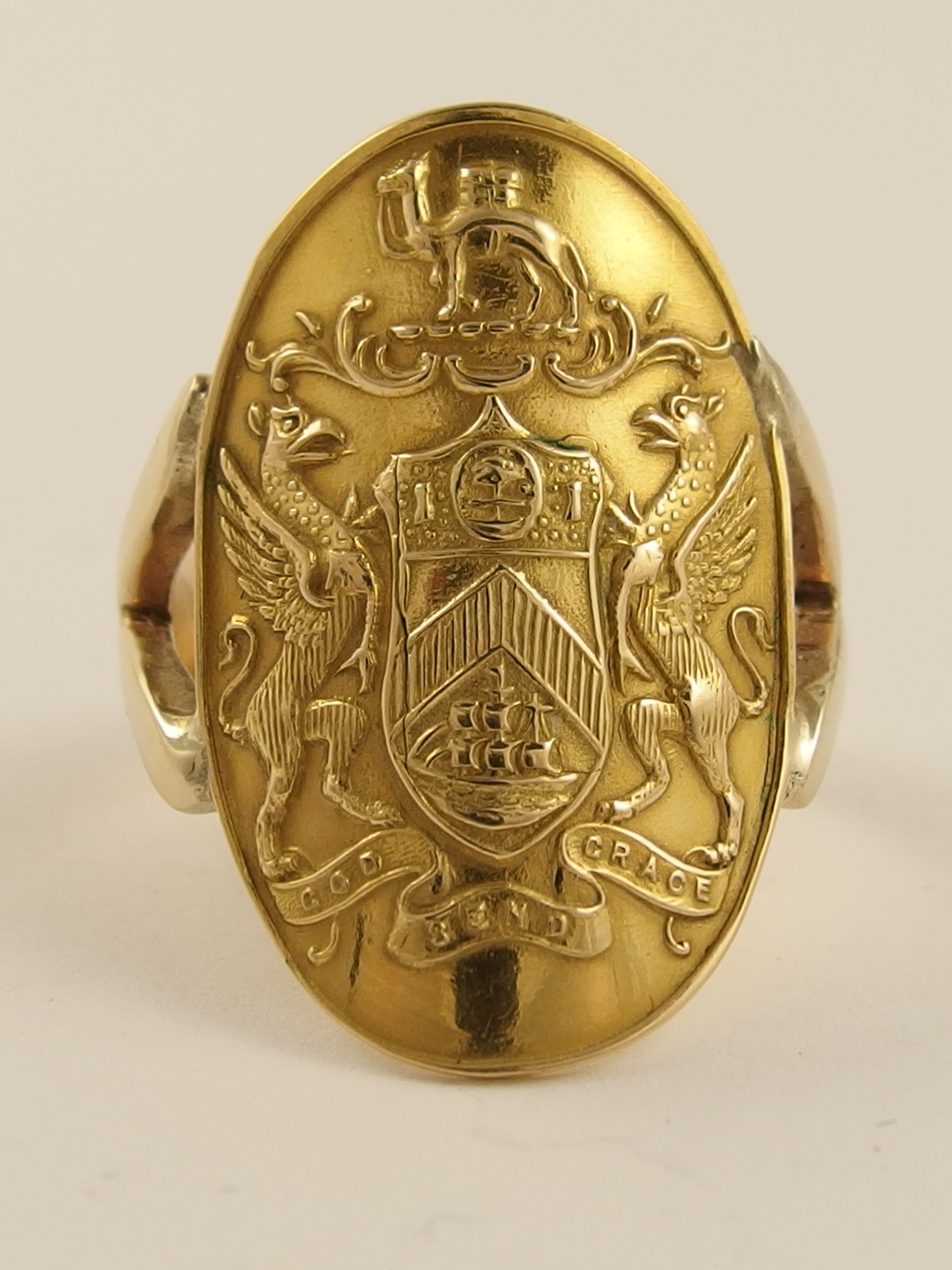 Appraisal: An ct heraldic signet ring by William Hair Haselarhallmarked Birmingham