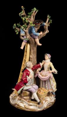 Appraisal: A Meissen group depicting apple pickers late th Century blue