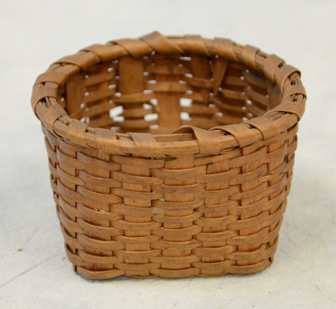 Appraisal: Oak splint miniature basket square bottom round top c -