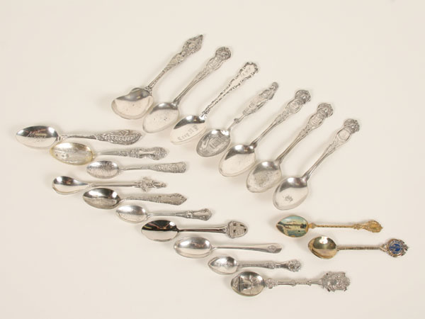 Appraisal: Lot of souvenir spoons Eastern states D C Canada etc