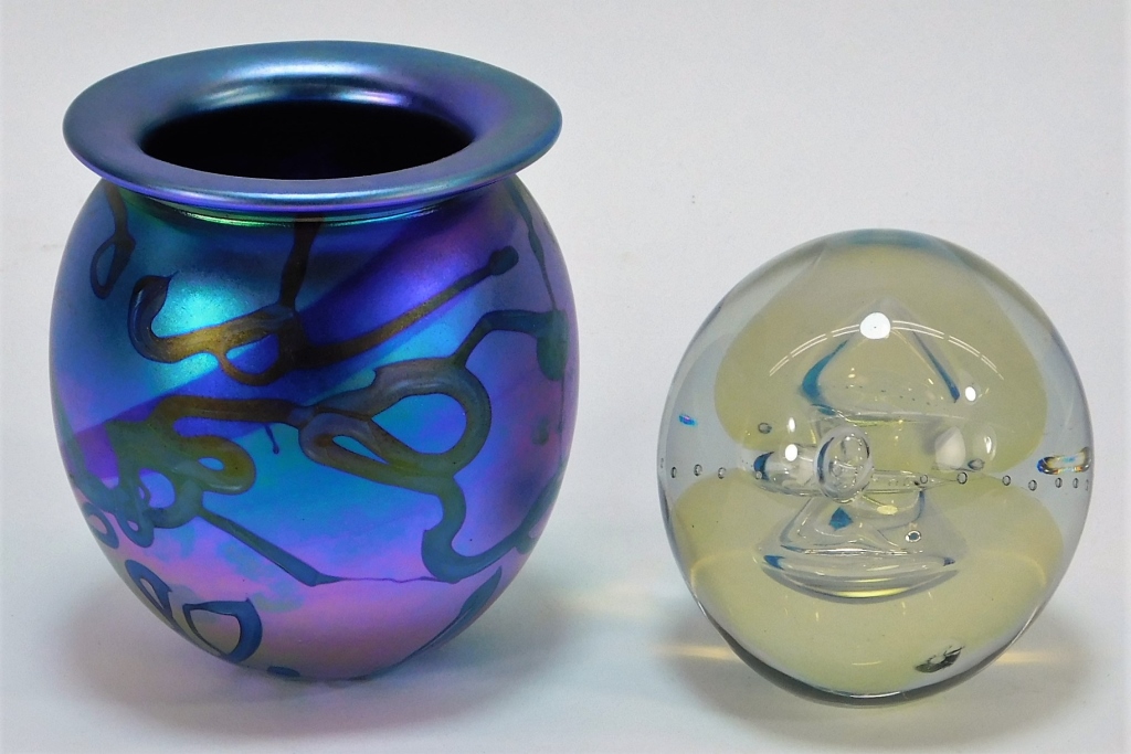 Appraisal: ROBERT EICKHOLT ART GLASS VASE PAPERWEIGHT GROUP United States th