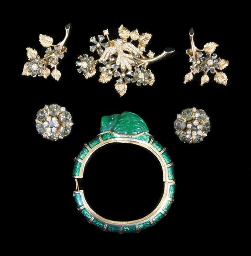 Appraisal: COSTUME JEWELRY Six Hattie Carnegie pieces including hinged lion-head bracelet