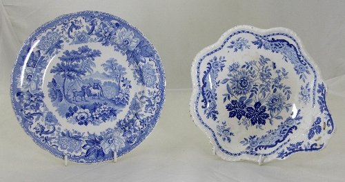 Appraisal: A Copeland and Garrett late Spode dessert dish leaf shaped