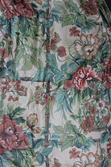 Appraisal: A PAIR OF FLORAL PATTERN LINED AND INTERLINED CURTAINS approximately