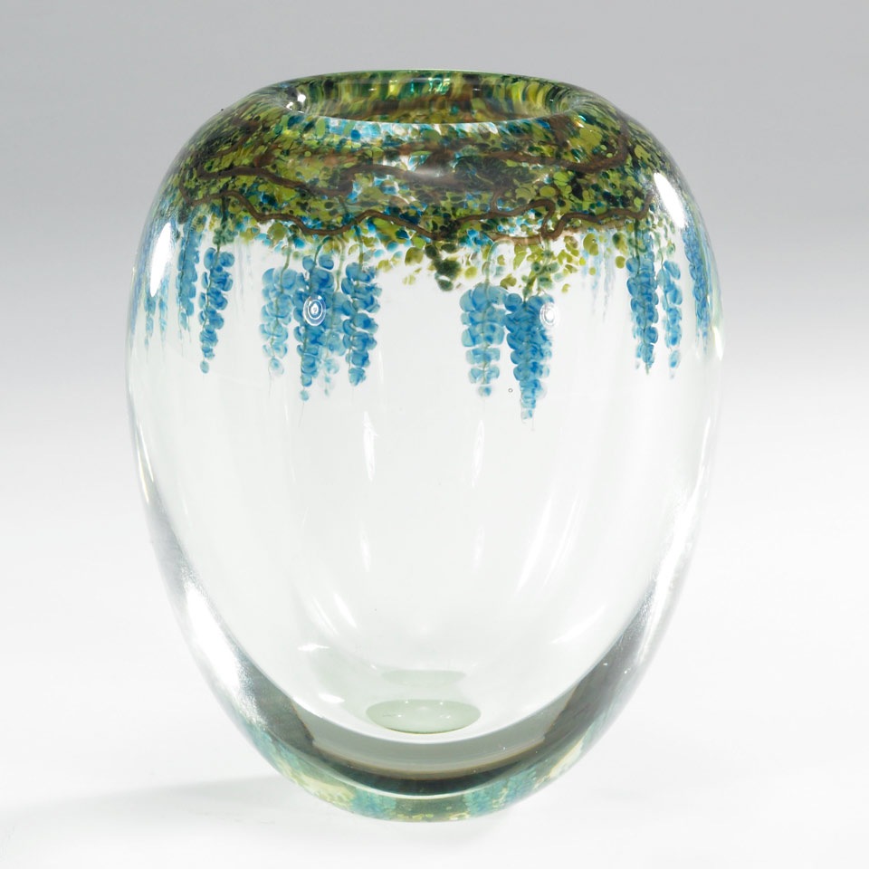 Appraisal: Mark Peiser American b Internally Decorated Wisteria Paperweight Glass Vase