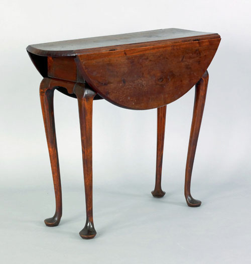 Appraisal: New England Queen Anne walnut and sycamore diminutive drop leaf