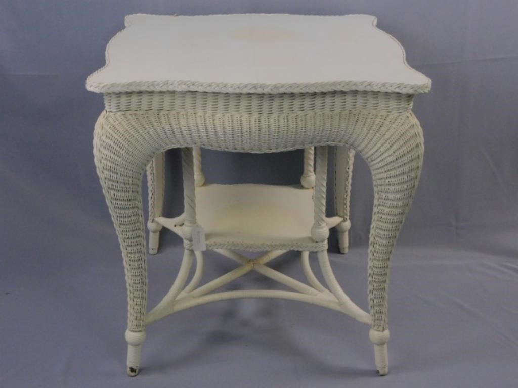 Appraisal: with serpentine sides Rolled legs and sides Modern white paint