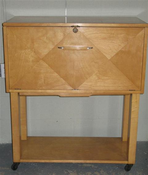 Appraisal: ELIEL SAARINEN STYLE BAR CABINET Circa 's the hinged sides