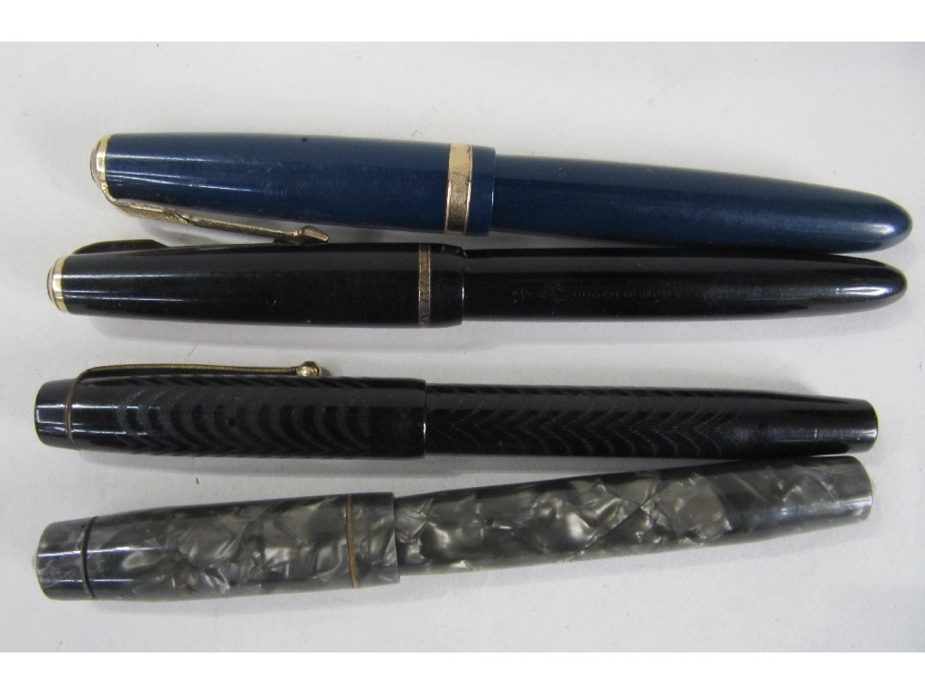 Appraisal: Lot comprising three Parker fountain pens one other pen