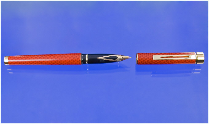 Appraisal: Sheaffer A Sheaffer Targa leopard spotted under pattern with red