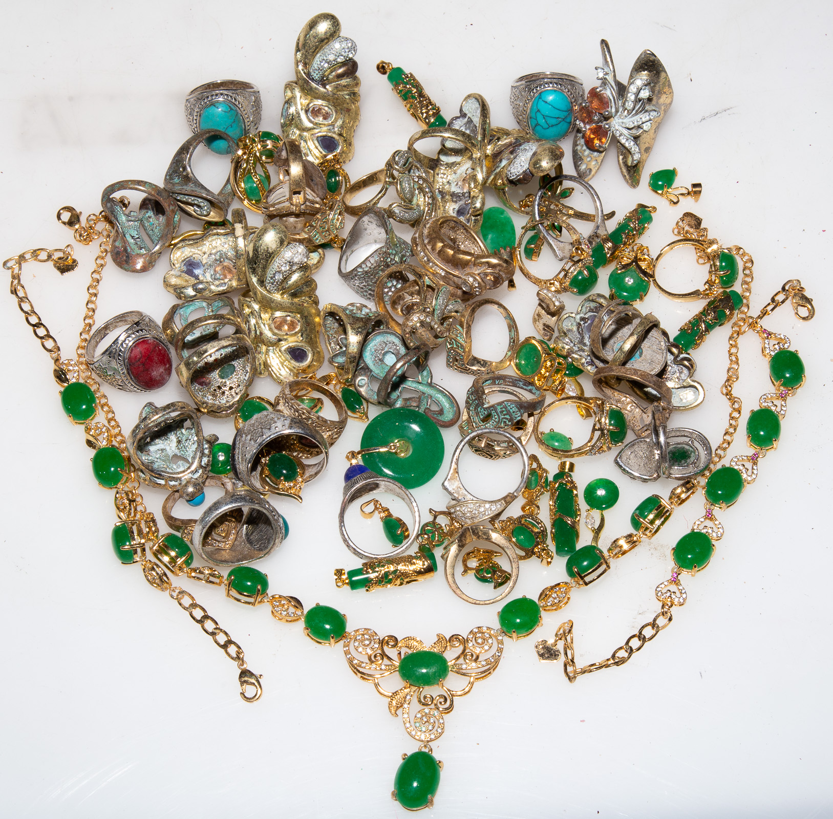 Appraisal: A SELECTION OF ASIAN JEWELRY Includes rings and a necklace