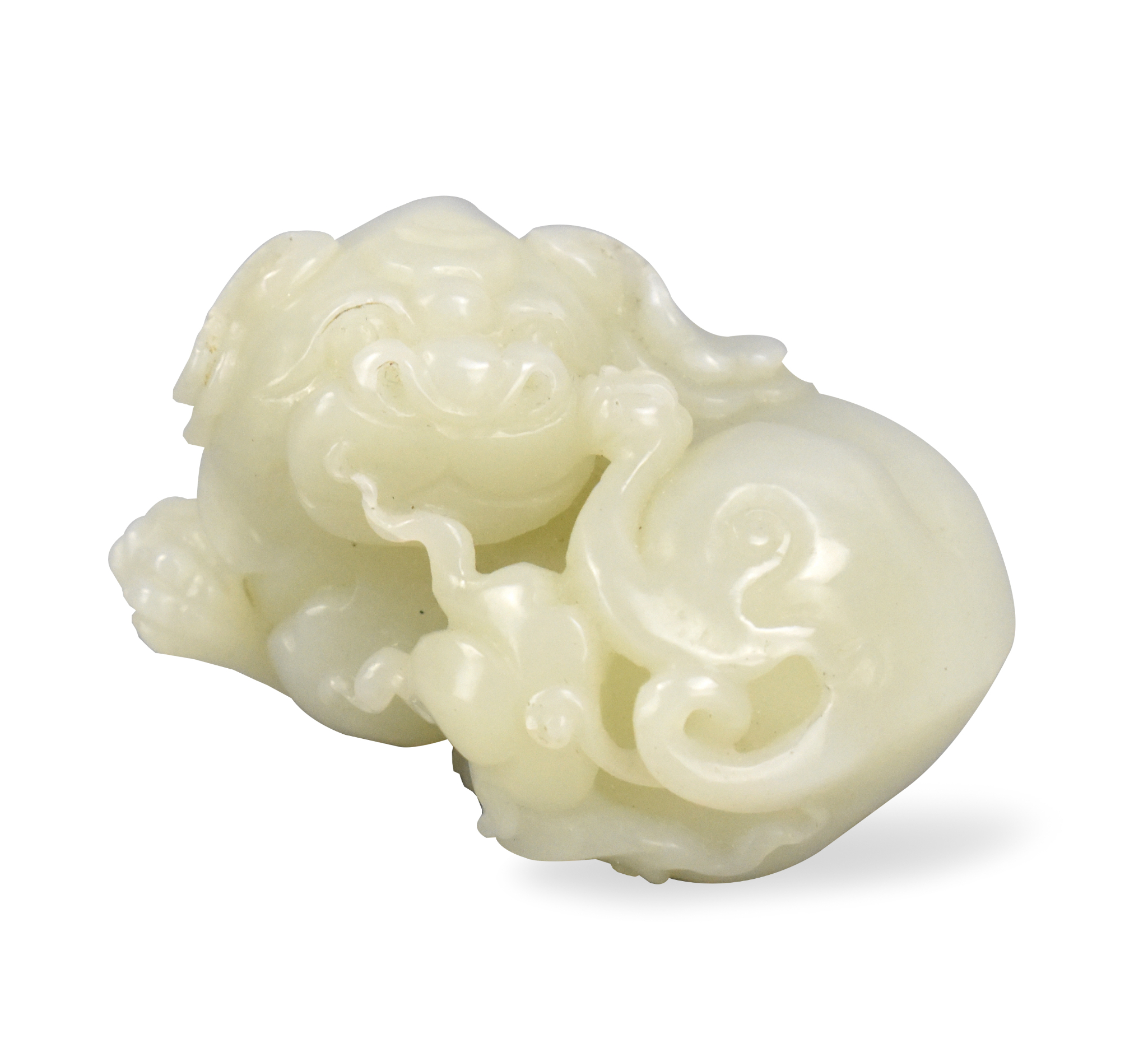 Appraisal: A Chinese jade carving of a foo lion dating from