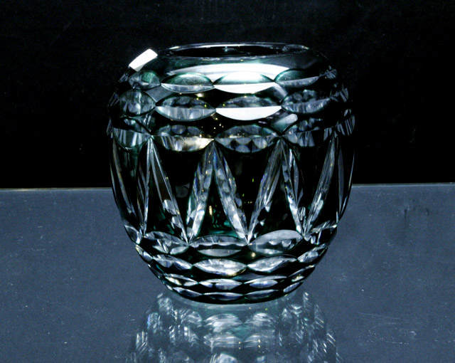 Appraisal: A Vals and Lambert cut glass flower vase