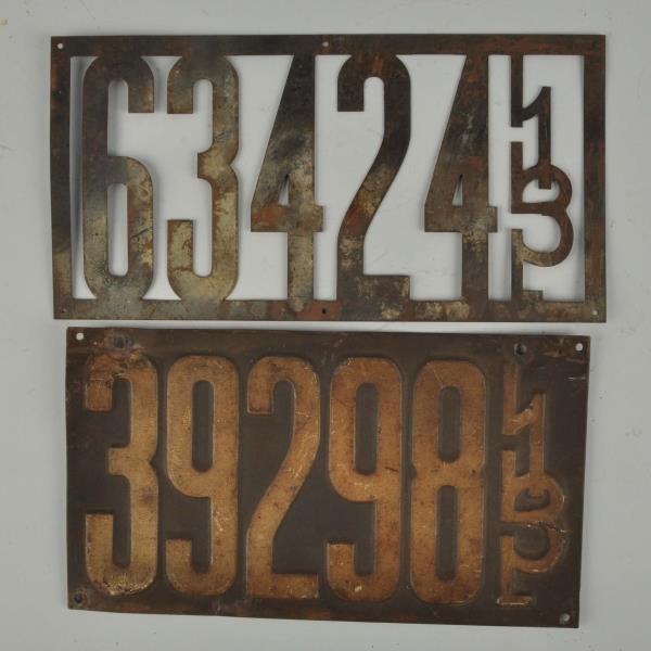 Appraisal: Lot Of Illinois License Plates Included is a radiator plate