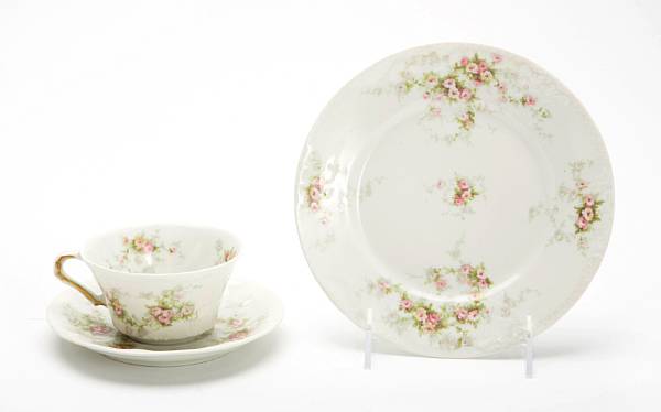 Appraisal: A group of assorted Havilland Limoges porcelain dinnerware diameter of