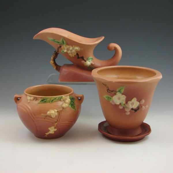 Appraisal: Group of Roseville pieces including an Apple Blossom - ''