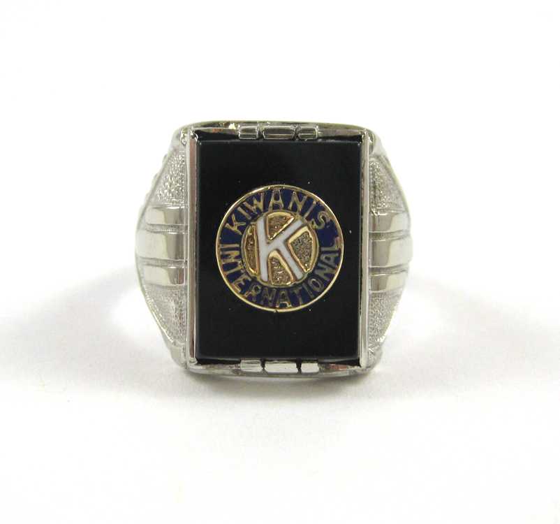 Appraisal: MAN'S BLACK ONYX KIWANIS CREST RING k white gold with