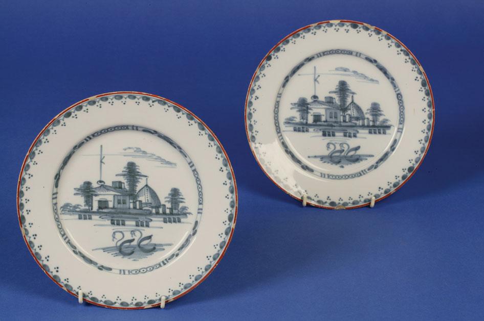 Appraisal: A PAIR OF DELFT BLUE AND WHITE PLATES th century