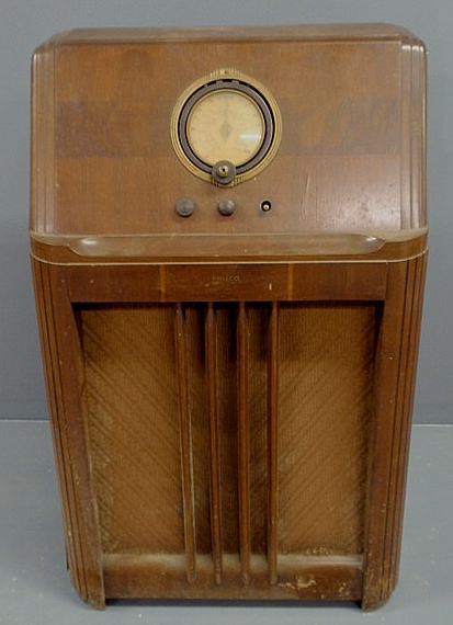 Appraisal: Philco mahogany cased console radio model H - h x