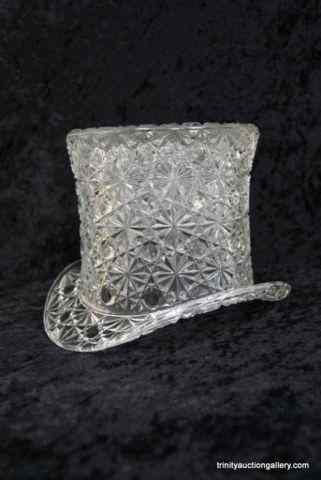 Appraisal: Vintage Daisy Button Clear Glass Top Hat TopperBy L G