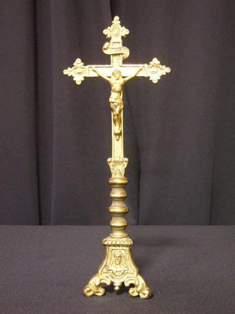 Appraisal: GILT-METAL CRISTO VIVO The cross and Christ figure above a